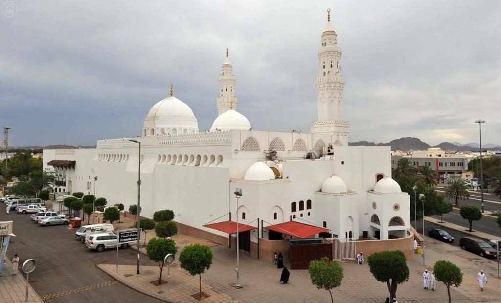 Masjid Al Qibalatain Madinah